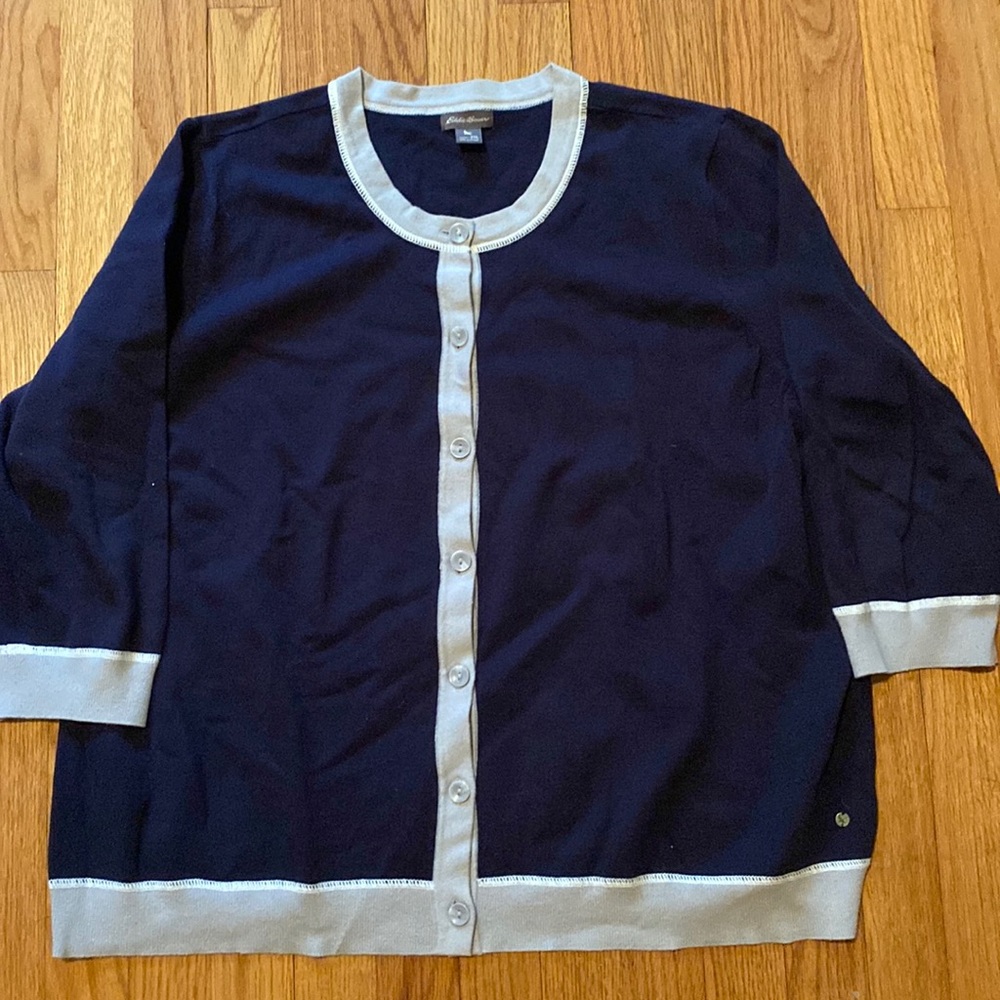 Women’s sweater